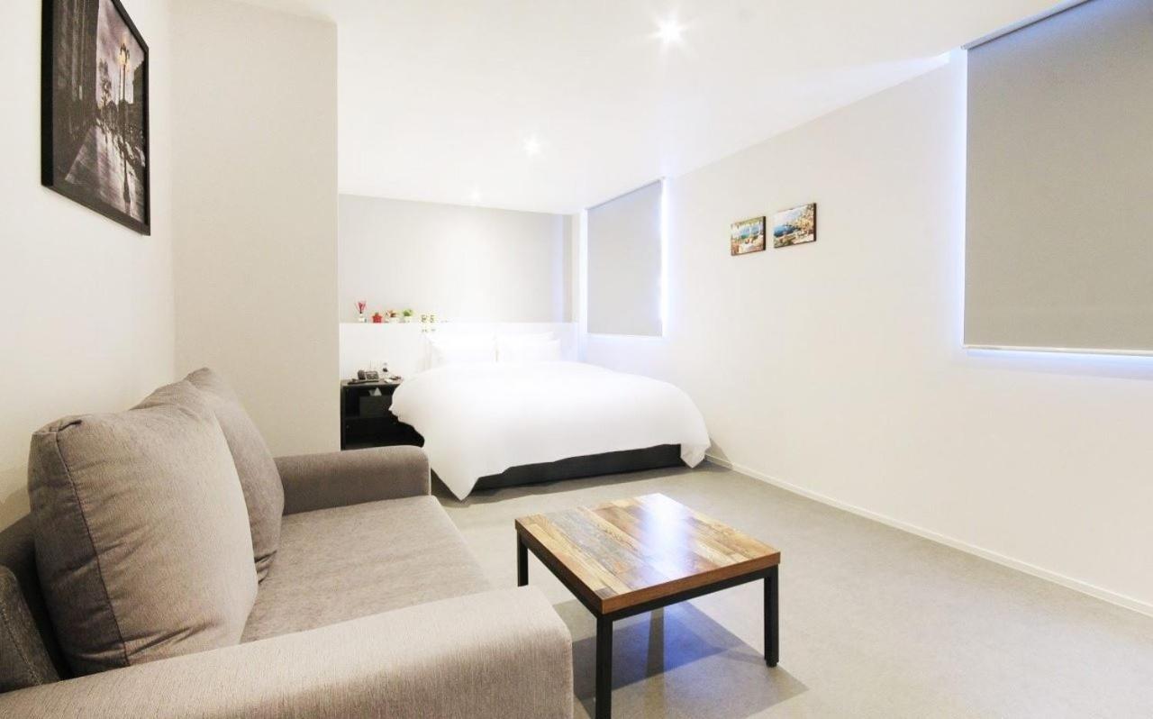 בוסאן Hotel Maison מראה חיצוני תמונה